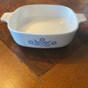Corning ware, one quart casserole dish, no lid